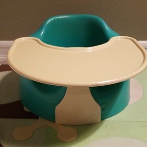 Bumbo floor seat with tray